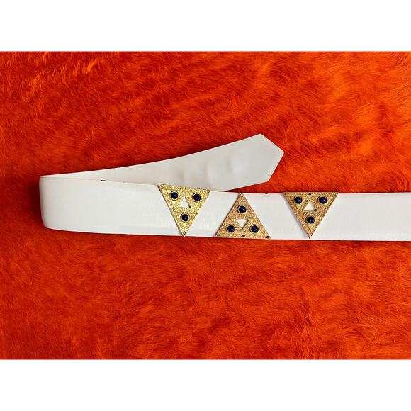 Vintage 80s Bob Mackie Leather Belt | White Gold Triangle Statement | 29–31” main image 4